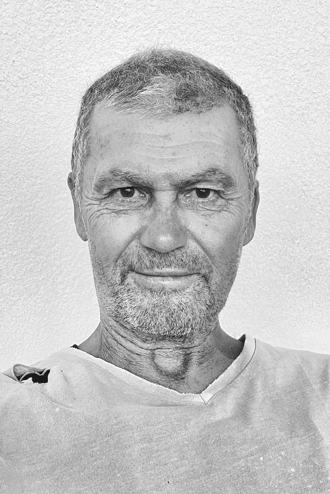 Profil de Segundo, 55 ans, Escort gay à Cornol