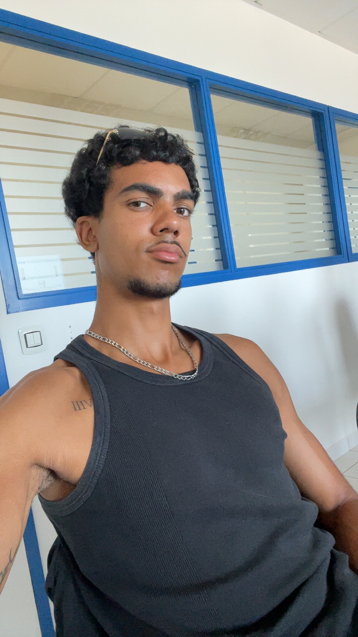 Profil de Ayoube, 19 ans, Escort gay à Alle