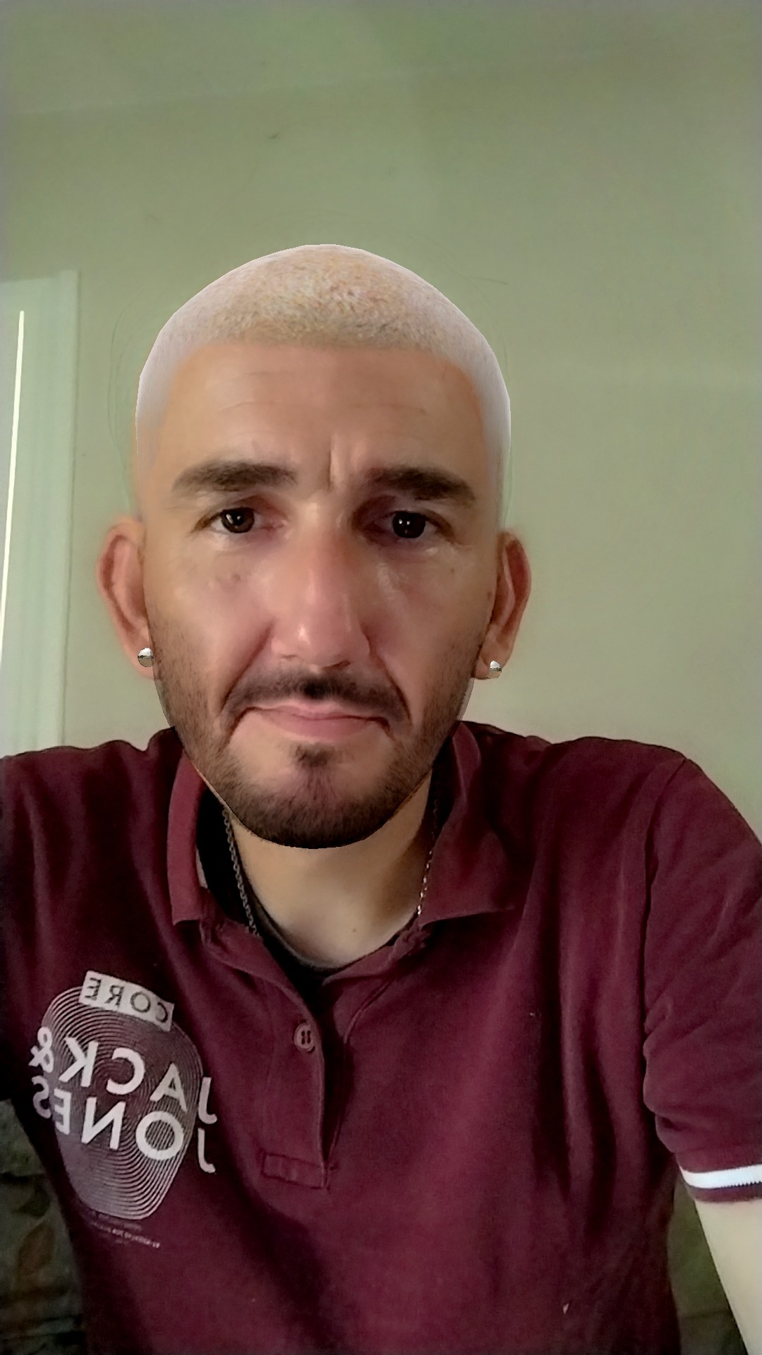 Profil de Antonyn, 38 ans, Escort gay à Péry