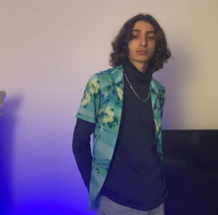 Profil de Garabed, 22 ans, Escort gay à Eigenthal