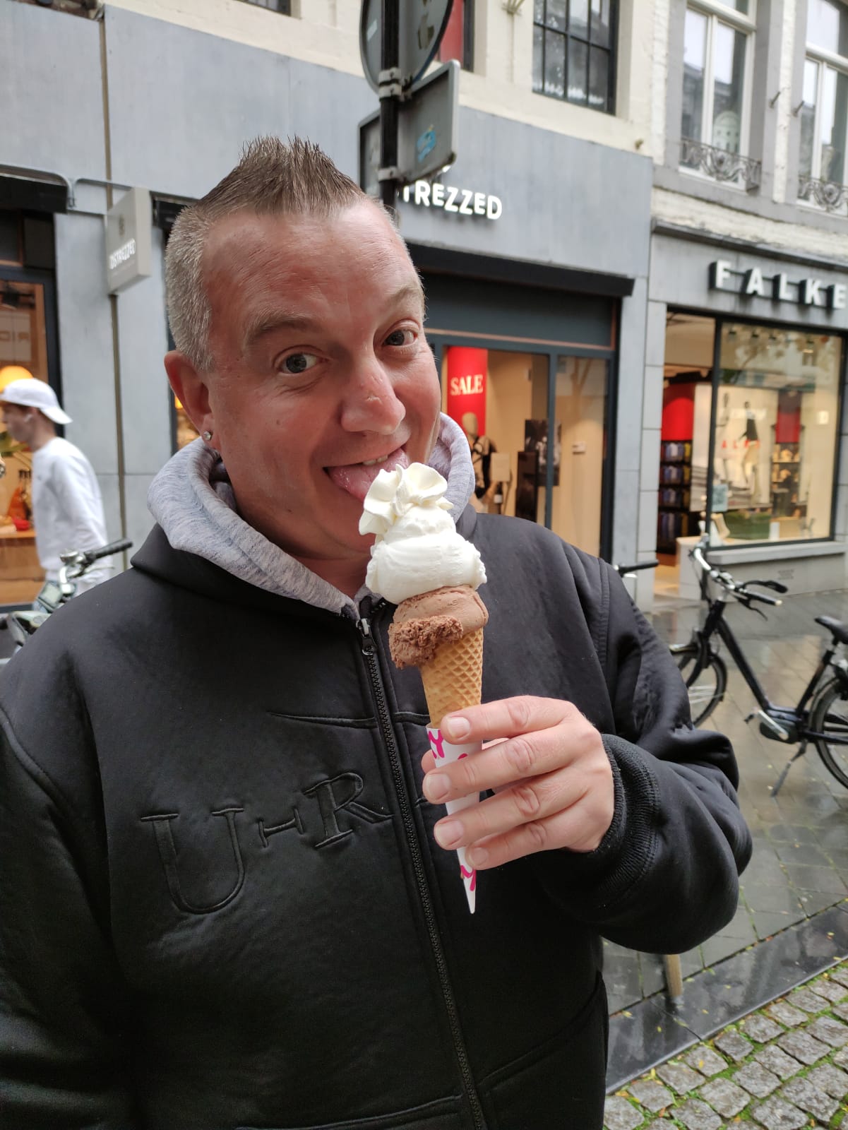 Profil de Kervens, 49 ans, Escort gay à Lamboing