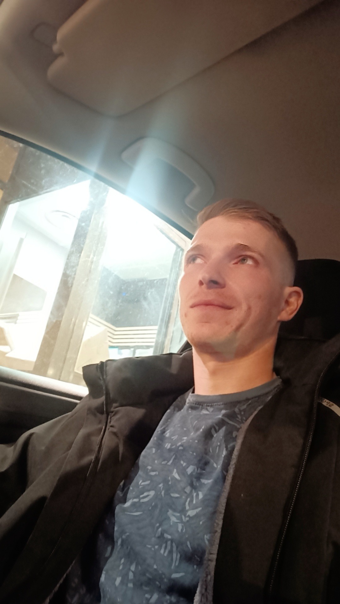 Profil de Wessim, 30 ans, Escort gay à Saillon
