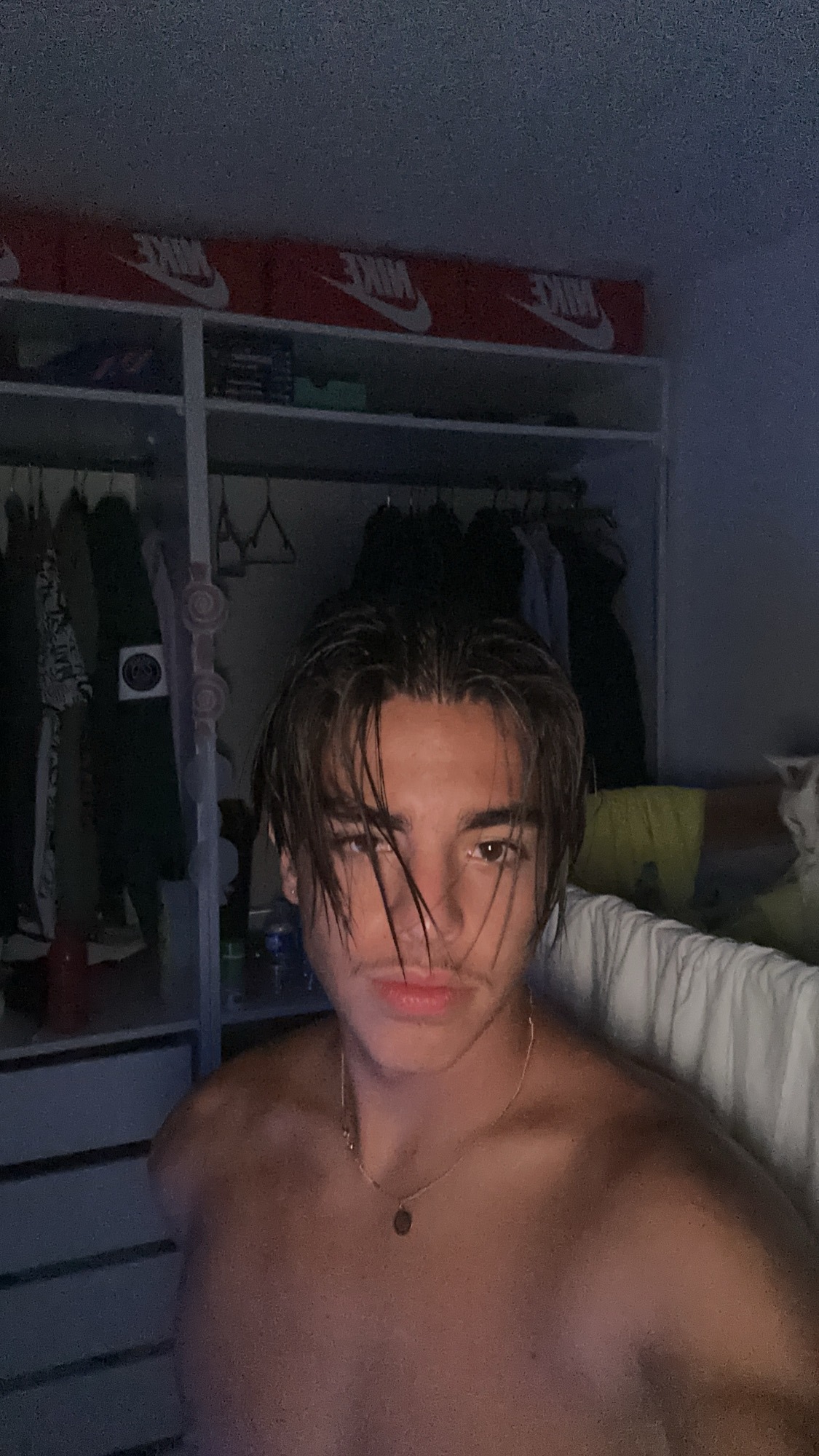 Profil de Salou, 21 ans, Escort gay à Messen