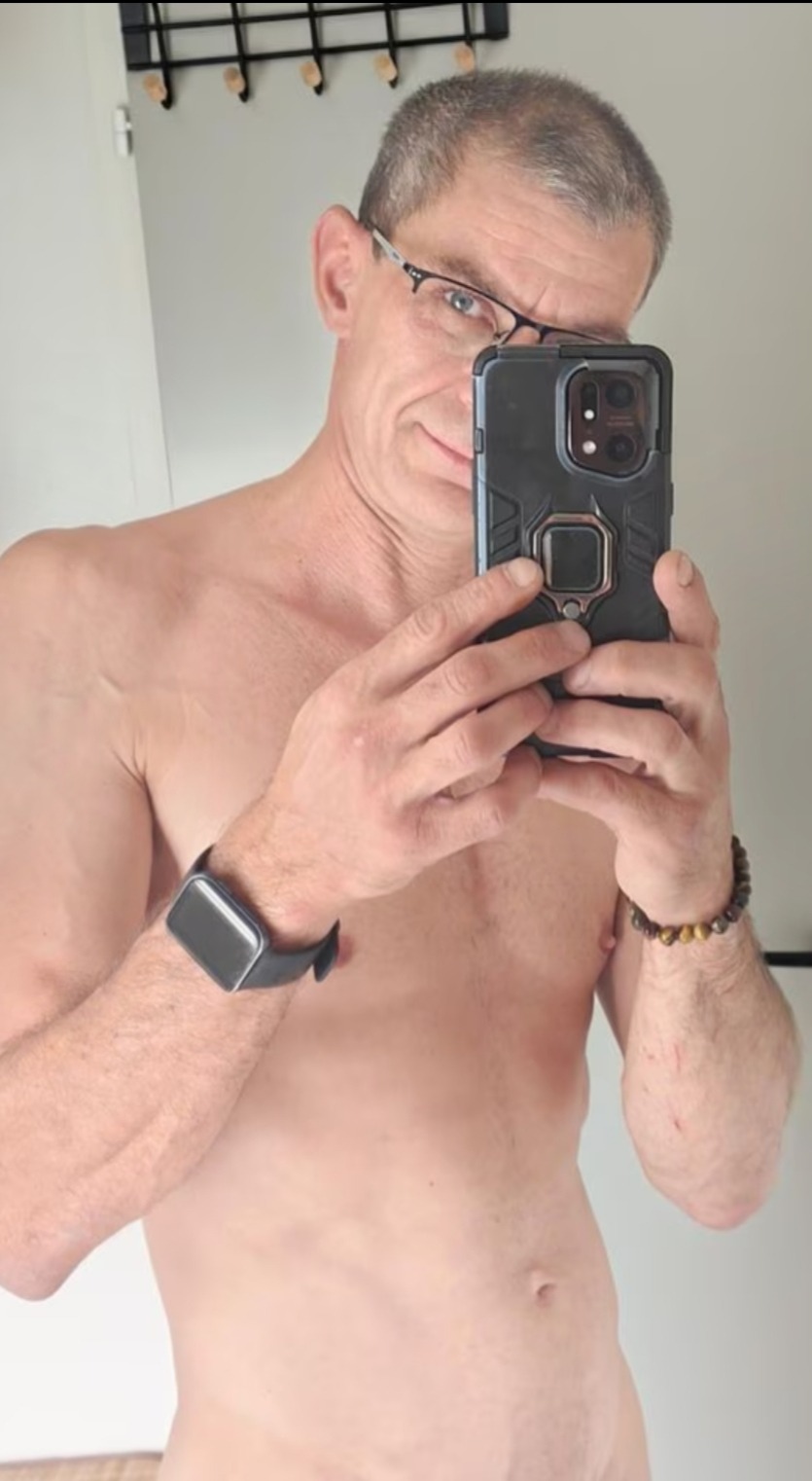 Profil de Candide, 53 ans, Escort gay à Utzigen